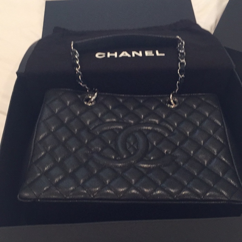 Chanel Black Caviar Leather Tote (no box)